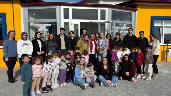 TÜ ZEYNEP-MUSTAFA TAŞ UYGULAMA ANAOKULU’NDA SKOLYOZ TARAMASI GERÇEKLEŞTİRİLDİ